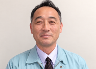 代表取締役社長　生駒徹志